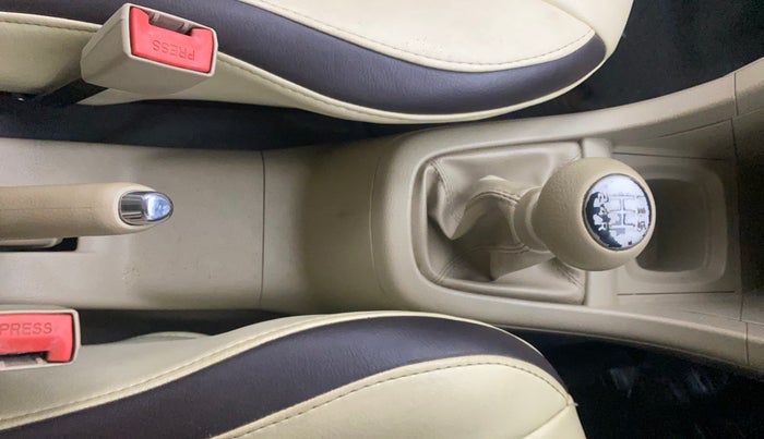 2014 Maruti Ertiga ZXI, Petrol, Manual, 54,724 km, Gear Lever