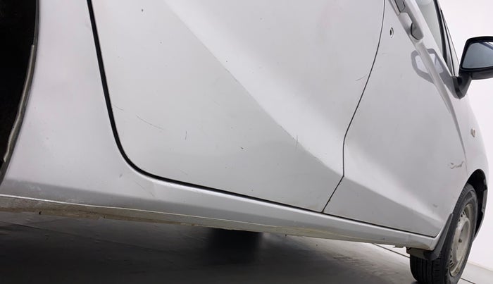 2015 Honda Jazz 1.2L I-VTEC E, CNG, Manual, 74,494 km, Right running board - Slightly dented