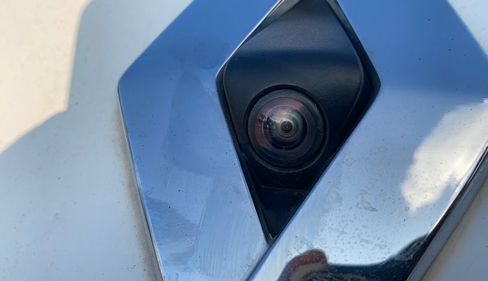 2024 Renault Kwid CLIMBER 1.0 AMT Dual Tone , Petrol, Automatic, 11,985 km, Parking Camera