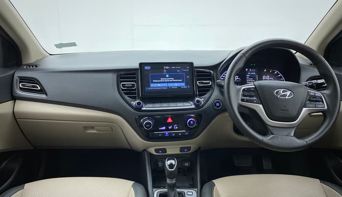 2022 Hyundai Verna SX (O) 1.5 VTVT IVT, Petrol, Automatic, 10,320 km, Dashboard
