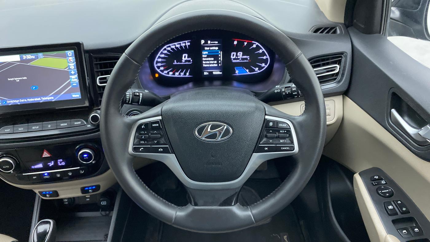 2022 Hyundai Verna SX (O) 1.5 VTVT IVT, Petrol, Automatic, 10,320 km, Steering Wheel Close Up