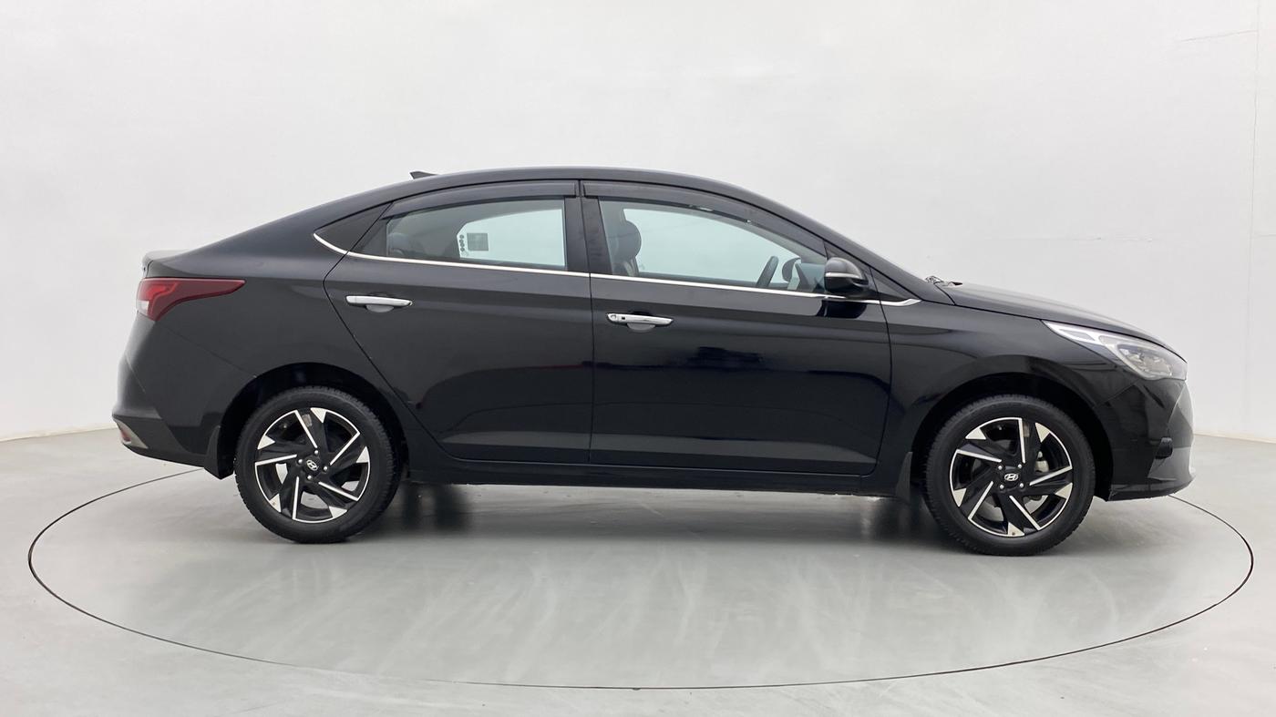 2022 Hyundai Verna SX (O) 1.5 VTVT IVT, Petrol, Automatic, 10,320 km, Right Side View