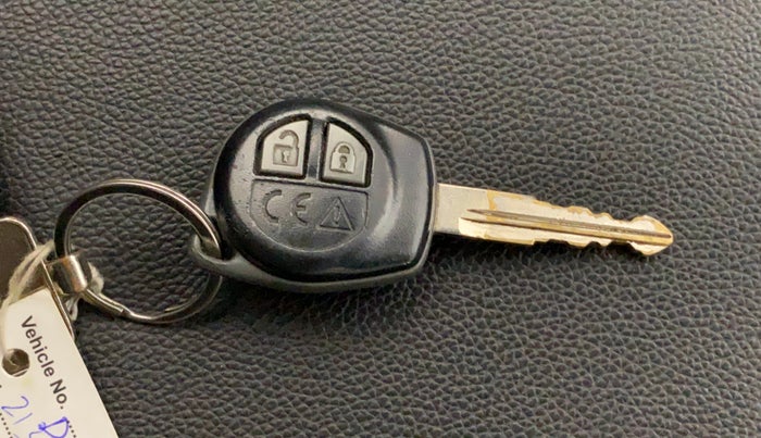 2018 Maruti Baleno DELTA PETROL 1.2, Petrol, Manual, 58,870 km, Key Close Up