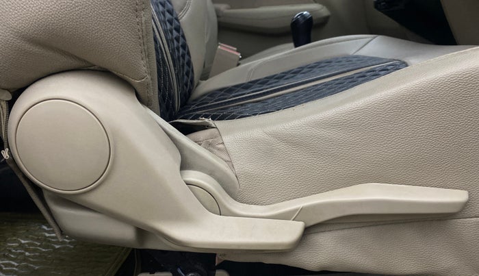 2018 Maruti Dzire VXI, Petrol, Manual, 71,226 km, Driver Side Adjustment Panel