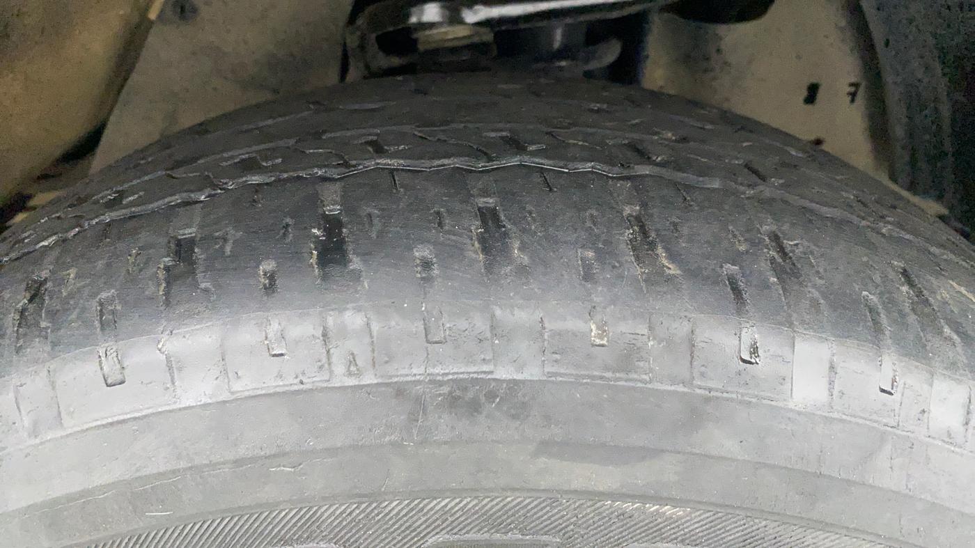 2018 Toyota Fortuner 2.8 4x2 AT, Diesel, Automatic, 86,567 km, Right Front Tyre Tread