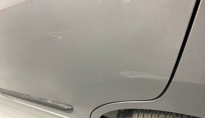 2015 Maruti Wagon R 1.0 VXI, Petrol, Manual, 67,322 km, Rear left door - Minor scratches
