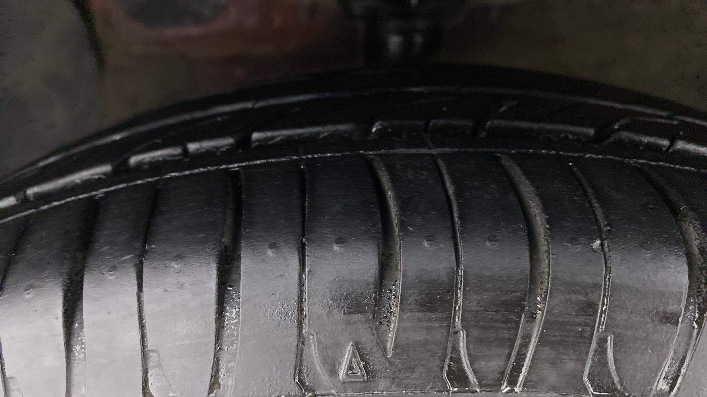 2016 Hyundai Grand i10 ASTA AT 1.2 KAPPA VTVT, Petrol, Automatic, 58,337 km, Left Front Tyre Tread