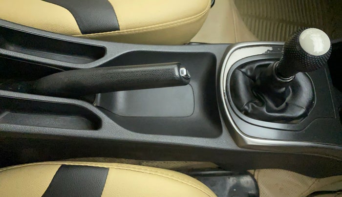 2014 Honda City 1.5L I-DTEC V, Diesel, Manual, 91,842 km, Gear Lever