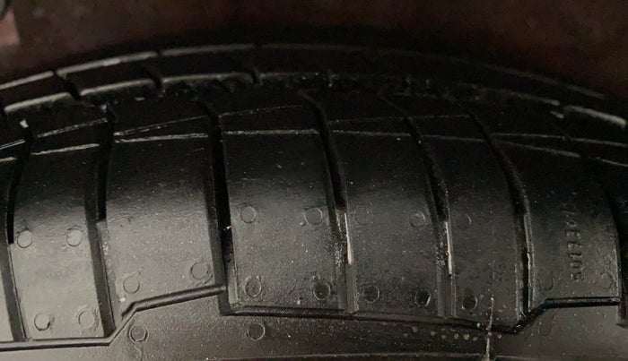 2013 Hyundai i10 SPORTZ 1.2 AT, Petrol, Automatic, 51,011 km, Right Rear Tyre Tread