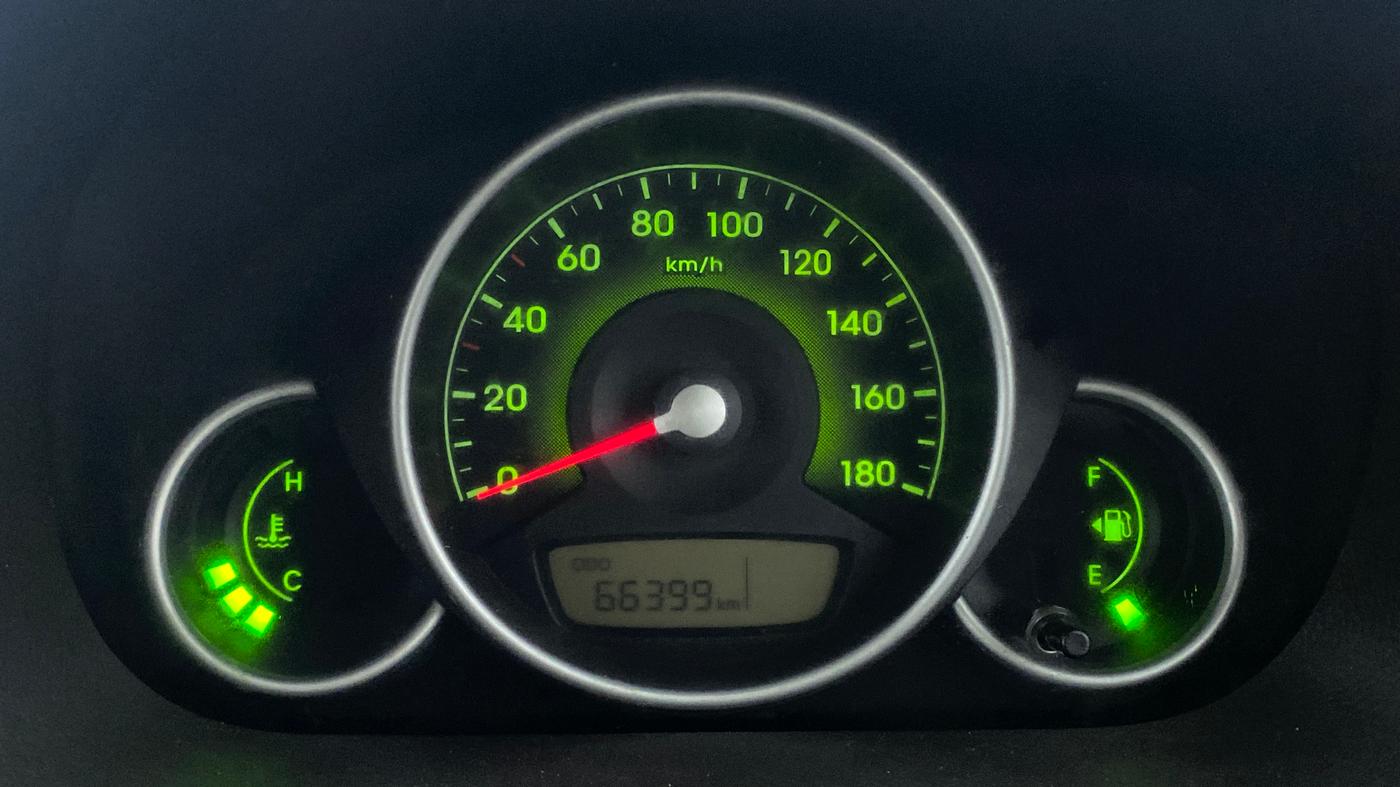 2015 Hyundai Eon SPORTZ, Petrol, Manual, 66,533 km, Odometer Image