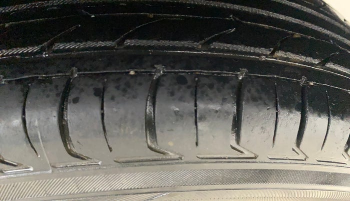 2018 Renault Kwid CLIMBER 1.0, Petrol, Manual, 92,384 km, Left Rear Tyre Tread