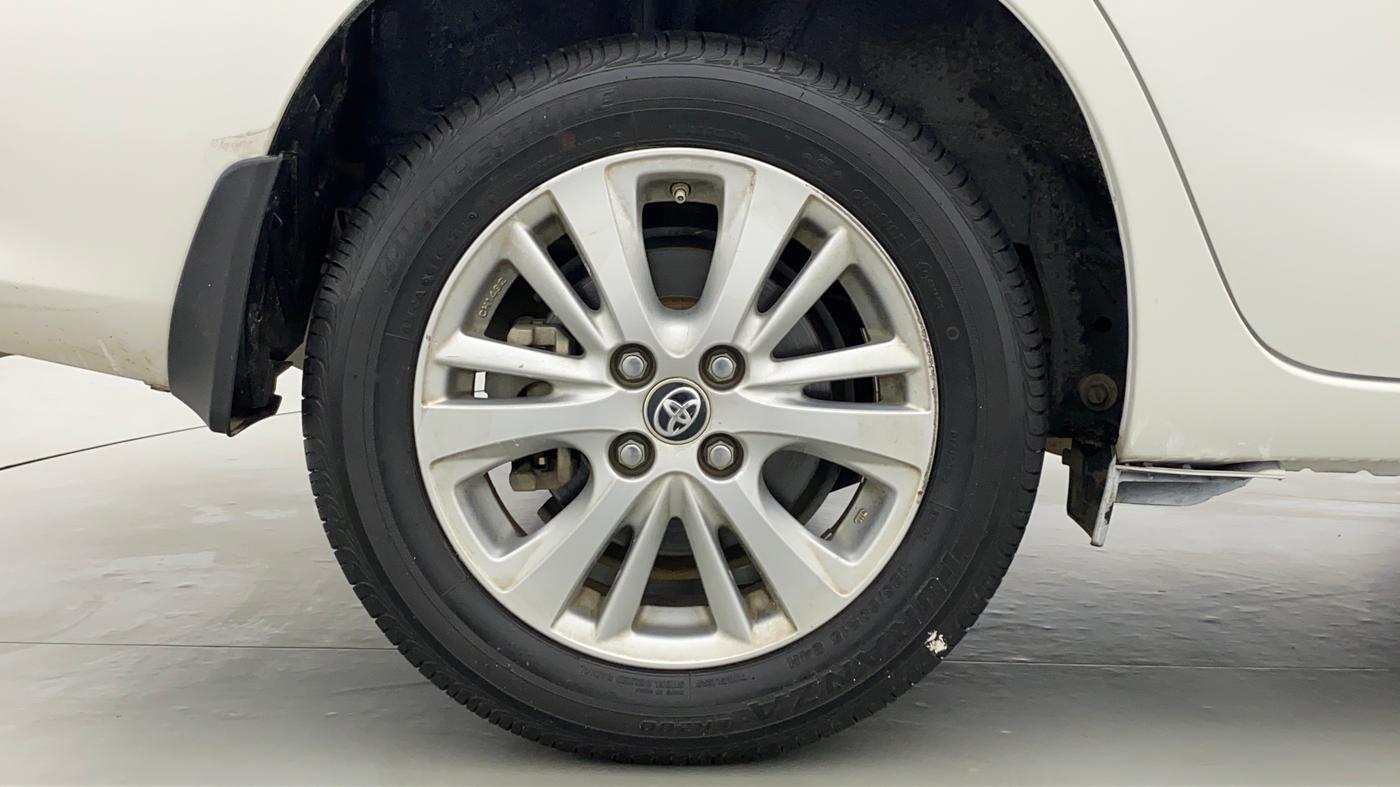 2018 Toyota YARIS VX CVT, Petrol, Automatic, 40,463 km, Right Rear Wheel