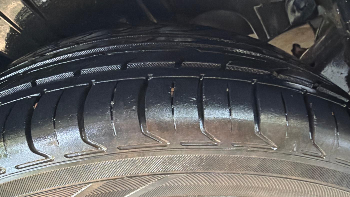 2024 Maruti XL6 ZETA AT, Petrol, Automatic, 29,939 km, Right Rear Tyre Tread