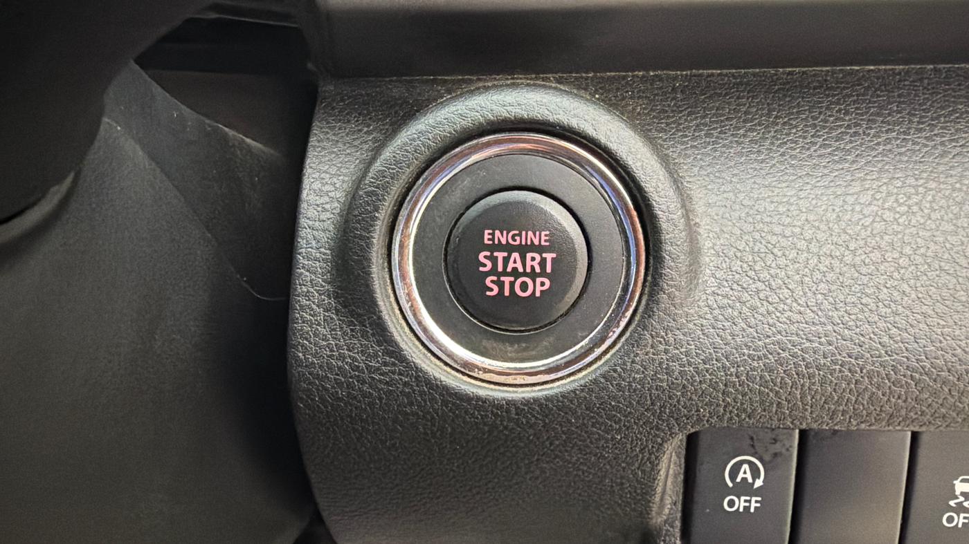 2024 Maruti XL6 ZETA AT, Petrol, Automatic, 29,939 km, Keyless Start/ Stop Button
