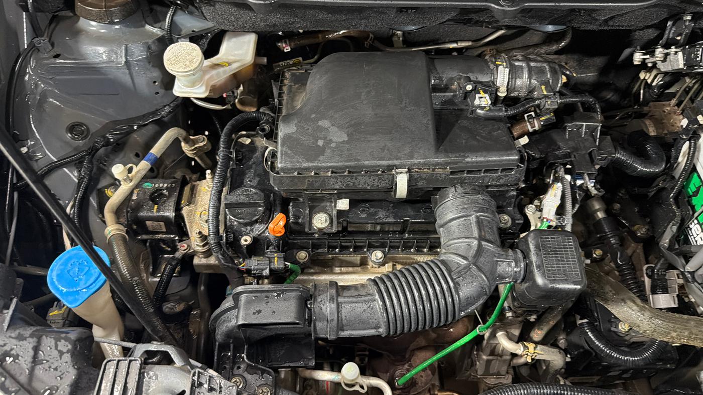 2024 Maruti XL6 ZETA AT, Petrol, Automatic, 29,939 km, Engine View - Right