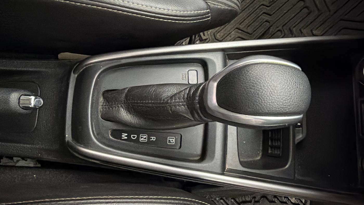 2024 Maruti XL6 ZETA AT, Petrol, Automatic, 29,939 km, Gear Lever