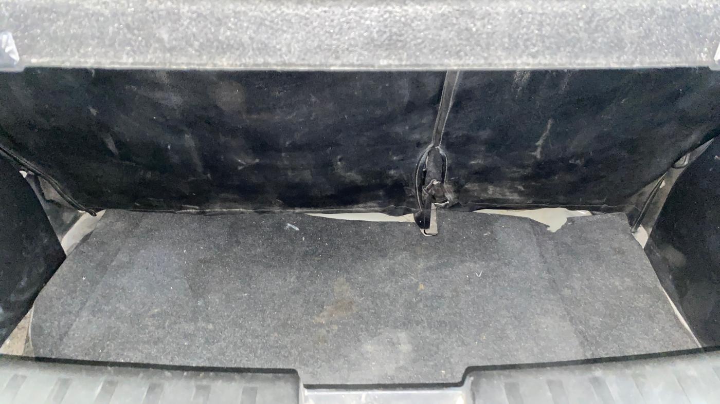 2015 Maruti Swift LXI (O), Petrol, Manual, 78,136 km, Boot Inside