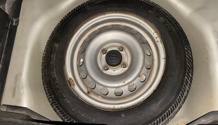 2015 Maruti Swift LXI (O), Petrol, Manual, 78,136 km, Spare Tyre