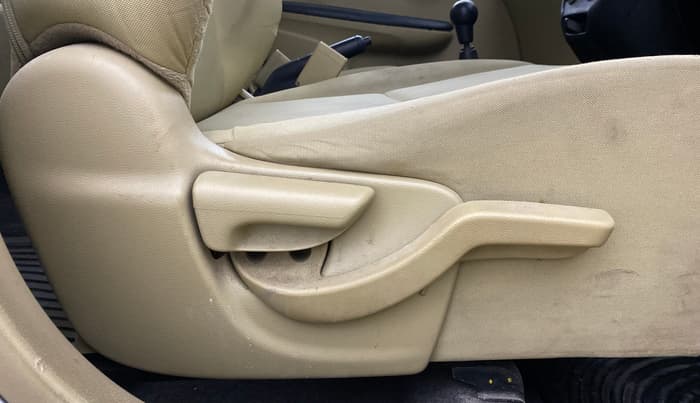 2015 Honda Amaze 1.2L I-VTEC S, Petrol, Manual, 60,947 km, Driver Side Adjustment Panel