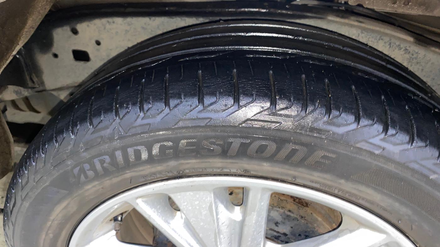 2018 Toyota Innova Crysta 2.8 ZX AT 7 STR, Diesel, Automatic, 29,516 km, Left Rear Tyre Tread