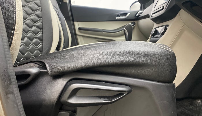 2024 Tata Tiago XZA PLUS PETROL, Petrol, Automatic, 22,141 km, Driver Side Adjustment Panel