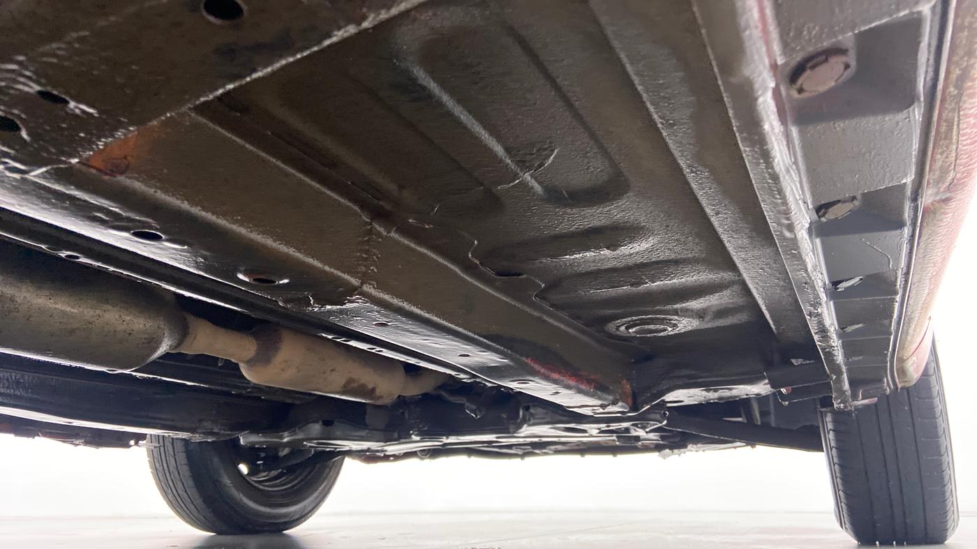 2015 Maruti Swift VXI D, Petrol, Manual, 76,261 km, Right Side Underbody