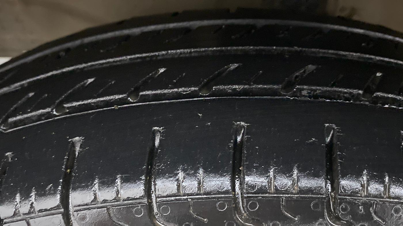 2012 Maruti Wagon R 1.0 LXI CNG, CNG, Manual, 82,713 km, Left Front Tyre Tread