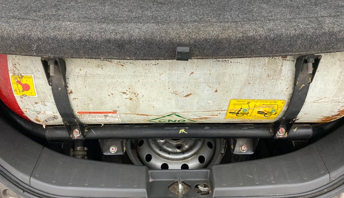 2012 Maruti Wagon R 1.0 LXI CNG, CNG, Manual, 82,713 km, Boot Inside