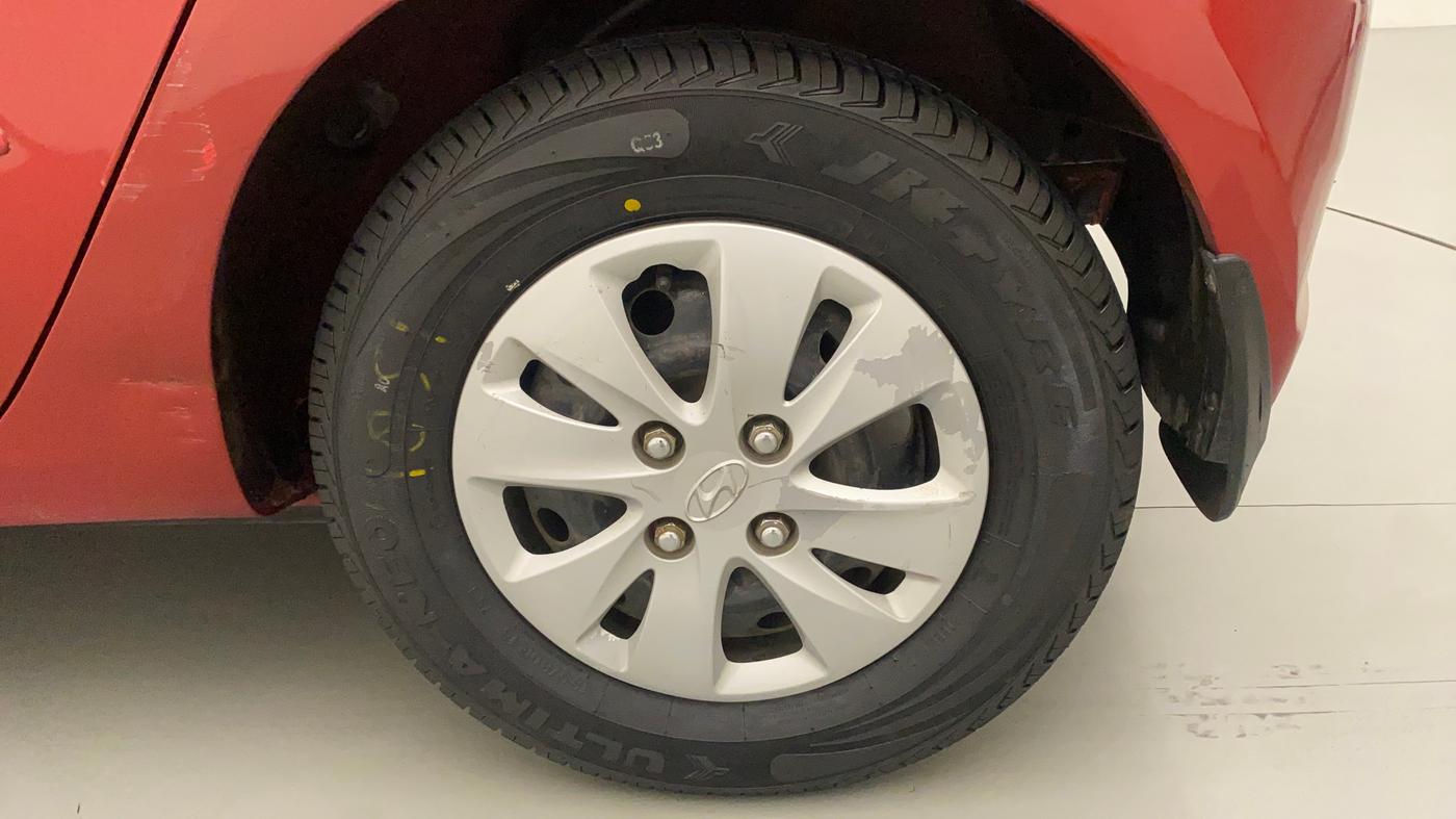 2012 Hyundai i10 SPORTZ 1.2 AT, Petrol, Automatic, 27,070 km, Left Rear Wheel