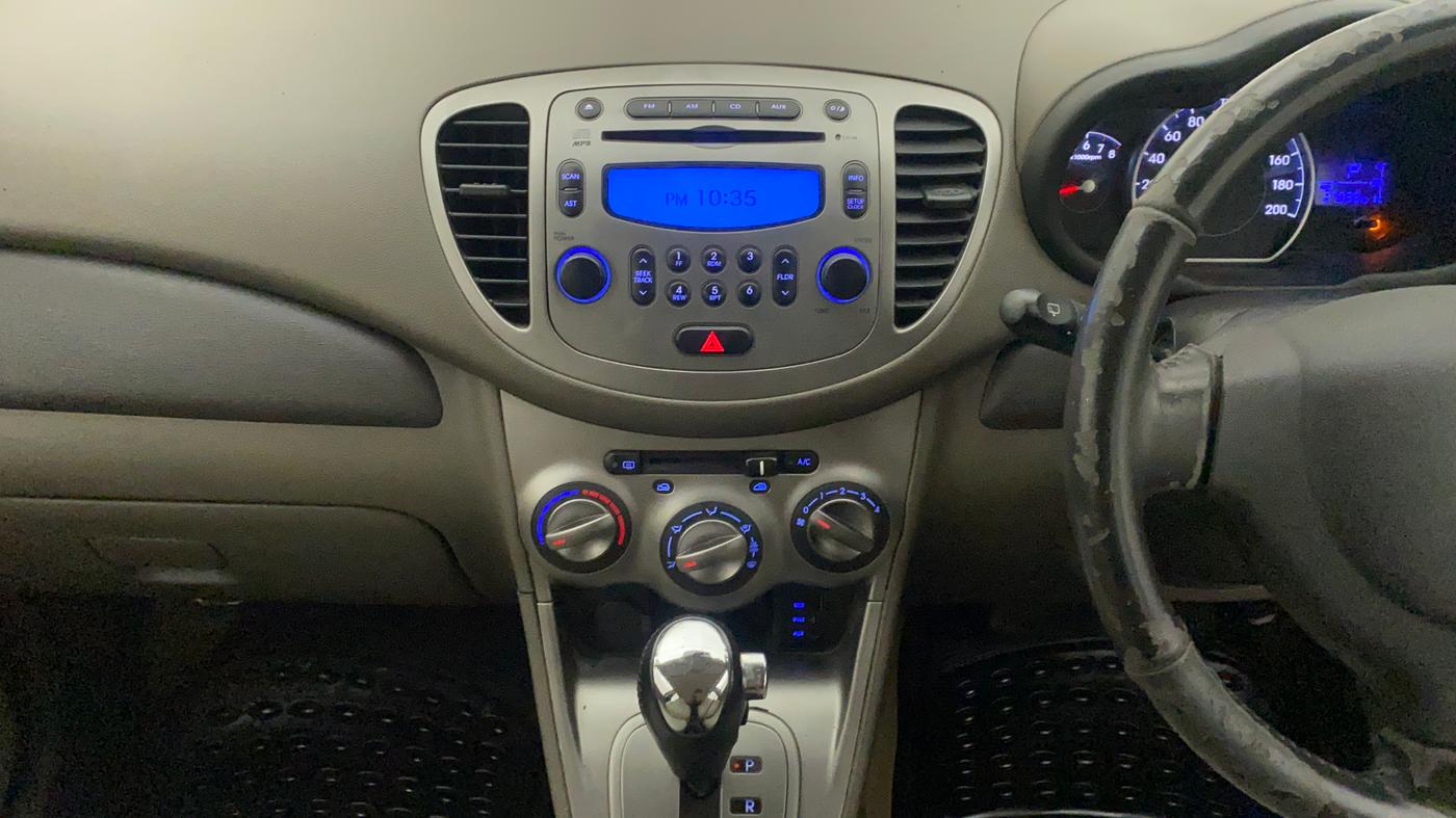 2012 Hyundai i10 SPORTZ 1.2 AT, Petrol, Automatic, 27,070 km, Air Conditioner