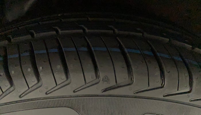 2012 Hyundai i10 SPORTZ 1.2 AT, Petrol, Automatic, 27,070 km, Left Rear Tyre Tread