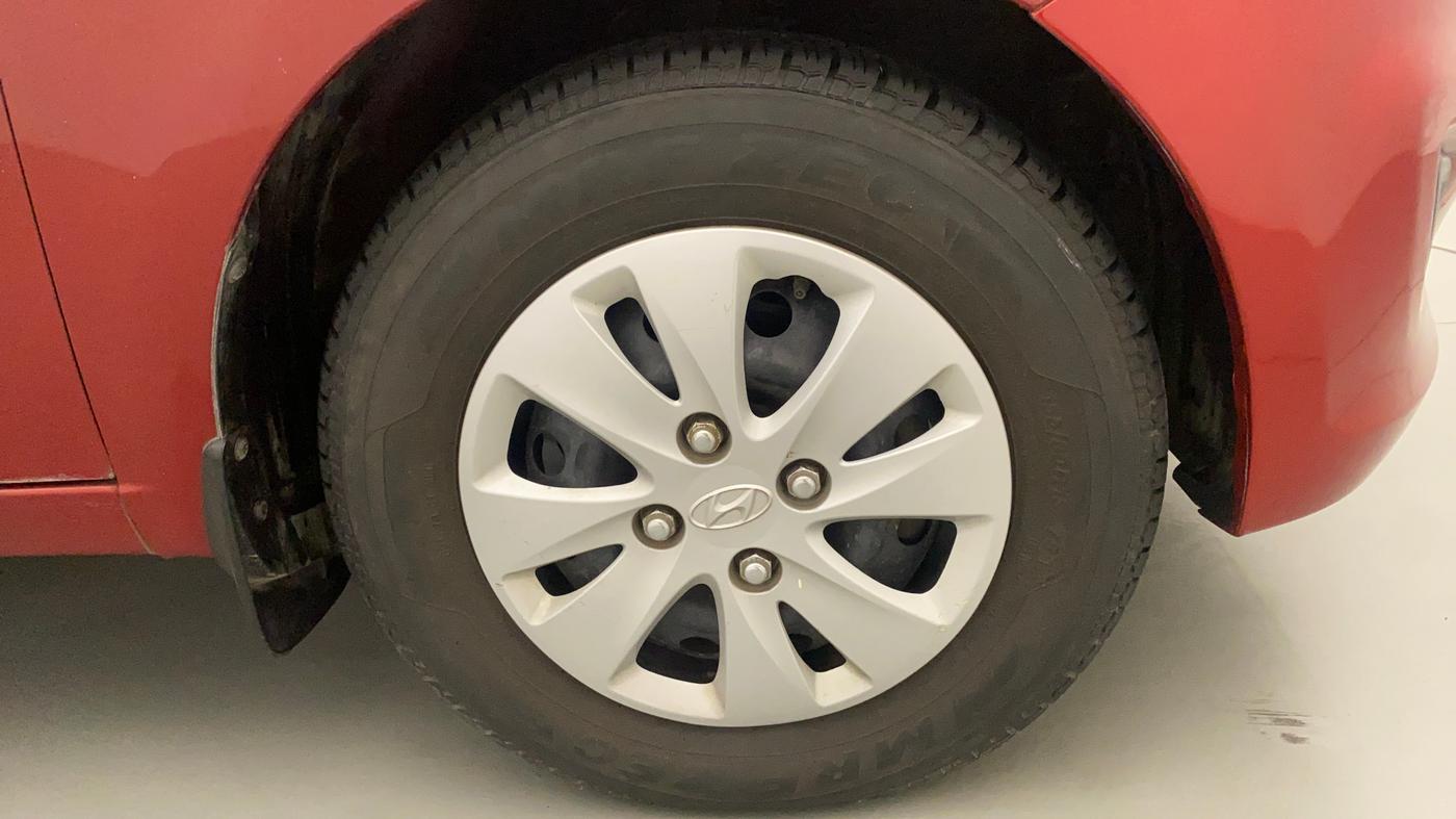 2012 Hyundai i10 SPORTZ 1.2 AT, Petrol, Automatic, 27,070 km, Right Front Wheel