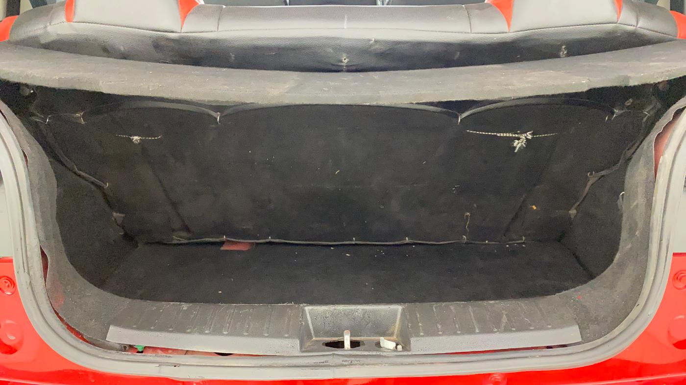 2018 Mahindra KUV 100 NXT K2 P 6 STR, Petrol, Manual, 33,713 km, Boot Inside