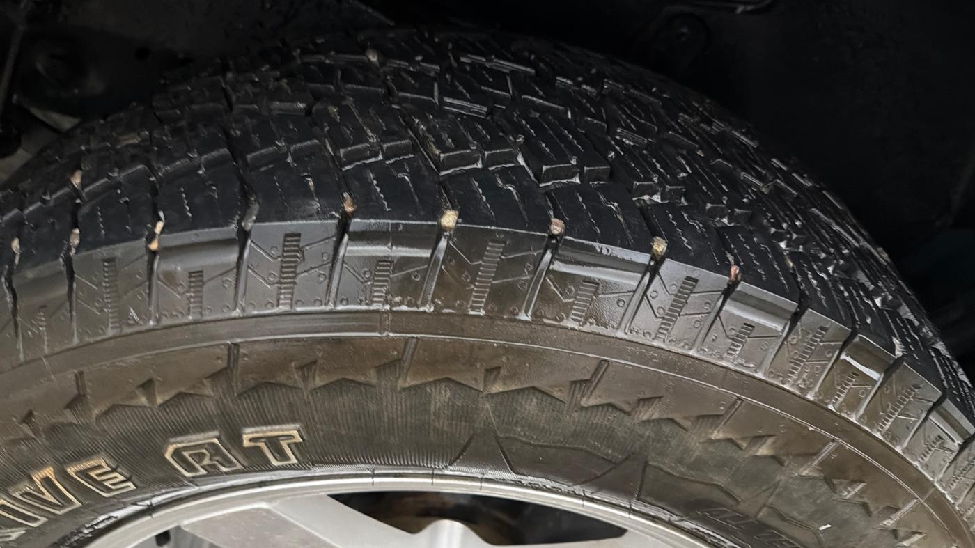 2021 Mahindra Thar LX PETROL HT 4WD AT, Petrol, Automatic, 43,216 km, Left Rear Tyre Tread