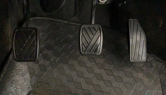 2019 Maruti New Wagon-R LXI CNG (O) 1.0, CNG, Manual, 56,888 km, Pedals