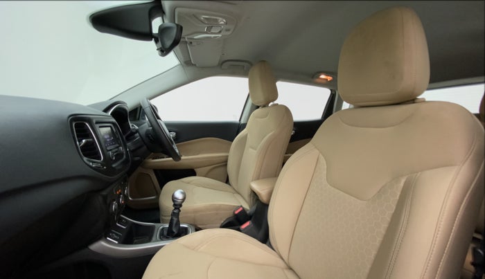 2017 Jeep Compass 2.0 LONGITUDE, Diesel, Manual, 41,559 km, Right Side Front Door Cabin View