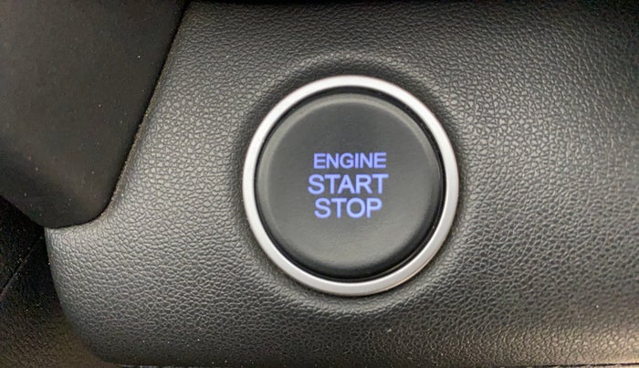 2024 Hyundai Verna SX (O) 1.5 TURBO PETROL MT, Petrol, Manual, 5,204 km, Keyless Start/ Stop Button