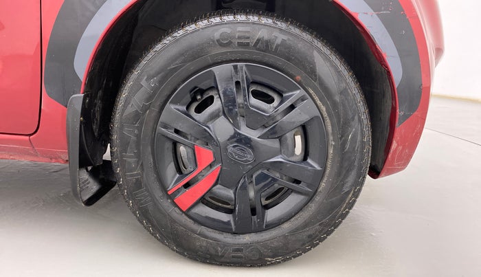 2018 Datsun Redi Go T (O), Petrol, Manual, 14,739 km, Right Front Wheel