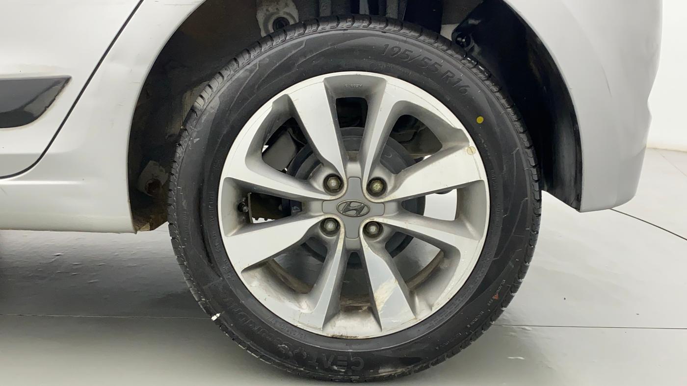 2016 Hyundai Elite i20 ASTA 1.2, Petrol, Manual, 18,569 km, Left Rear Wheel