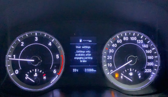 2021 Hyundai VENUE SX(O) CRDi, Diesel, Manual, 31,672 km, Odometer Image