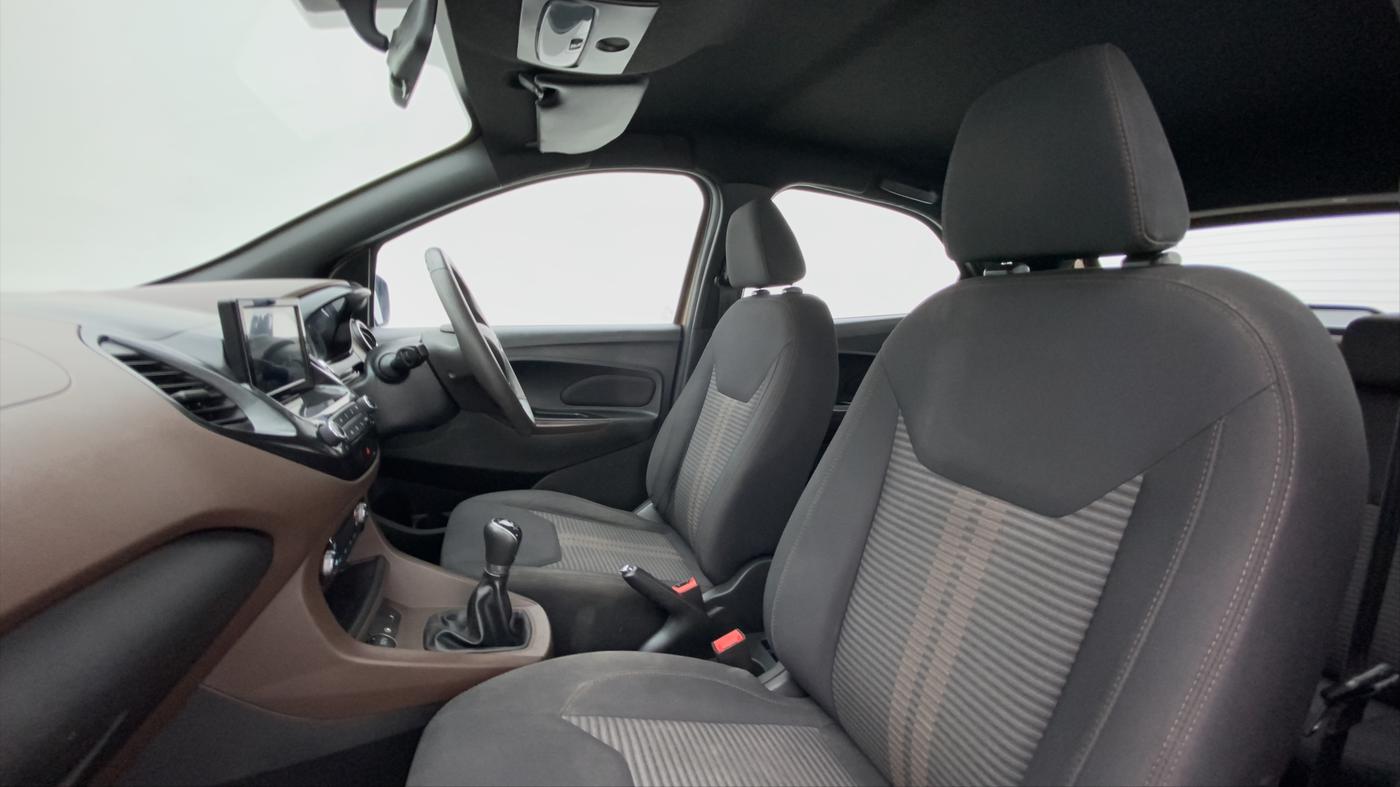 2019 Ford FREESTYLE TITANIUM 1.2 TI-VCT MT, Petrol, Manual, 58,947 km, Right Side Front Door Cabin