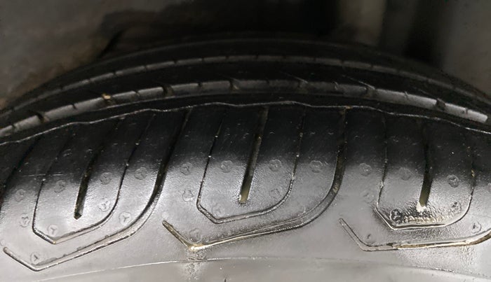 2019 Ford FREESTYLE TITANIUM 1.2 TI-VCT MT, Petrol, Manual, 58,947 km, Left Rear Tyre Tread