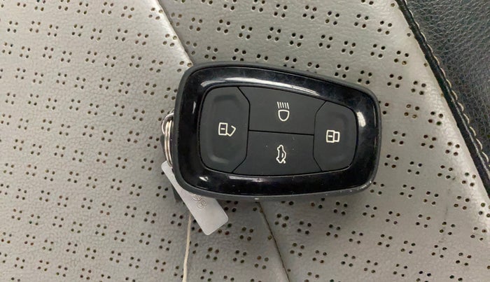 2022 Tata TIAGO NRG XZ MT, Petrol, Manual, 31,735 km, Key Close Up