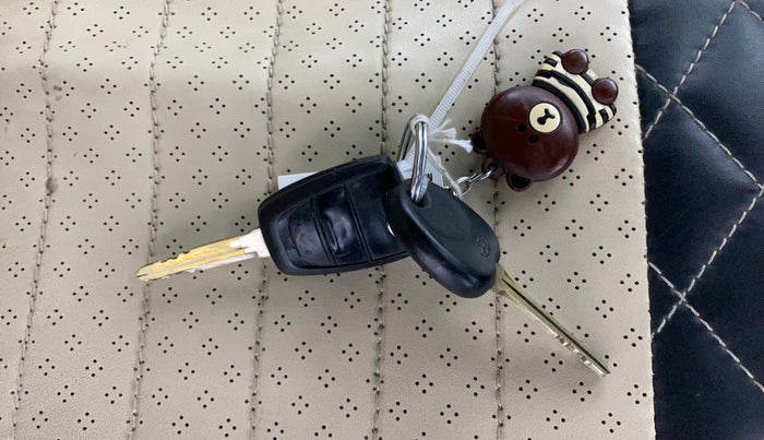 2017 Hyundai Grand i10 MAGNA 1.2 KAPPA VTVT, Petrol, Manual, 89,770 km, Key Close Up