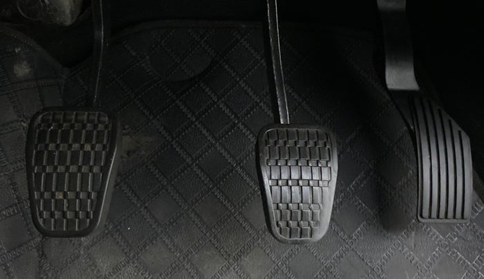 2020 Tata ALTROZ XM 1.2, Petrol, Manual, 48,181 km, Pedals