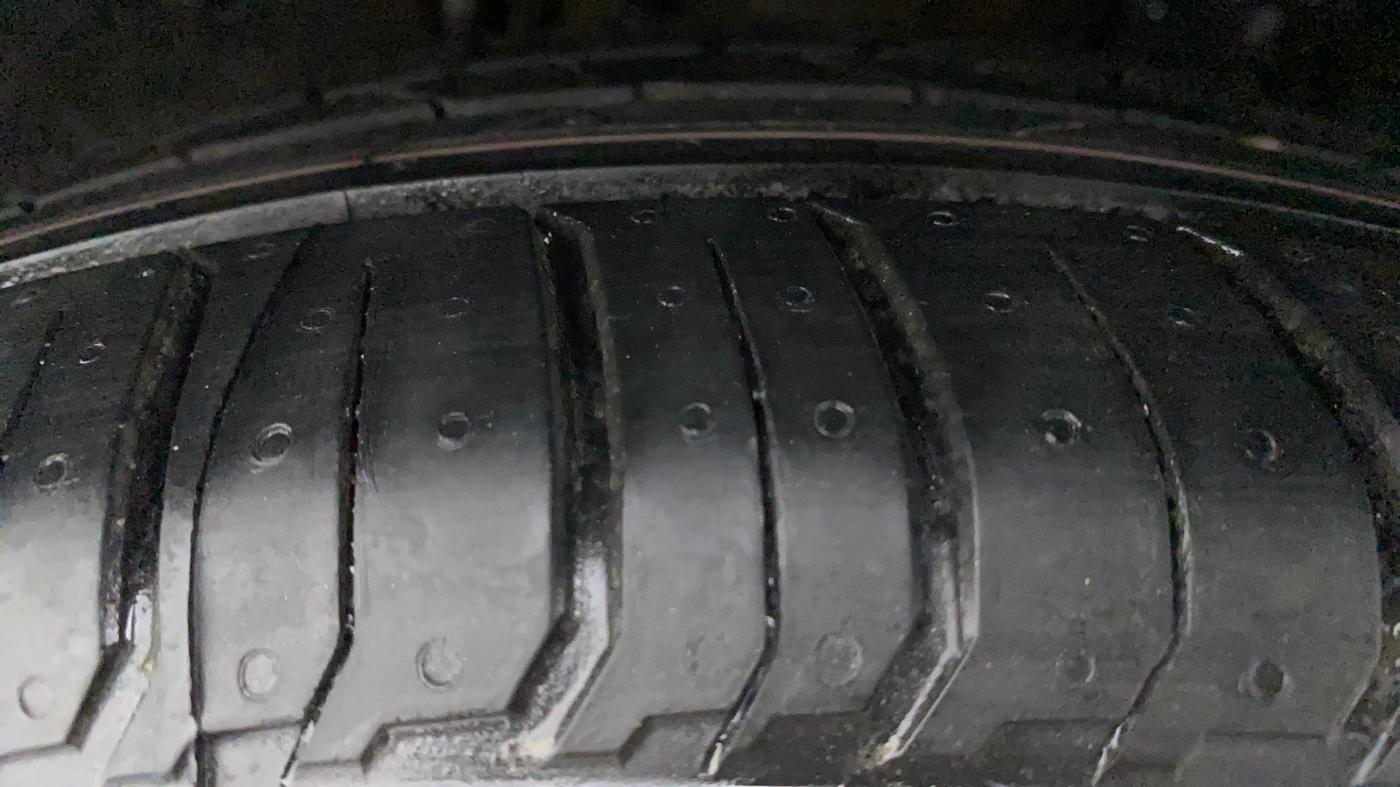 2021 Tata ALTROZ XT PETROL, Petrol, Manual, 48,043 km, Left Front Tyre Tread