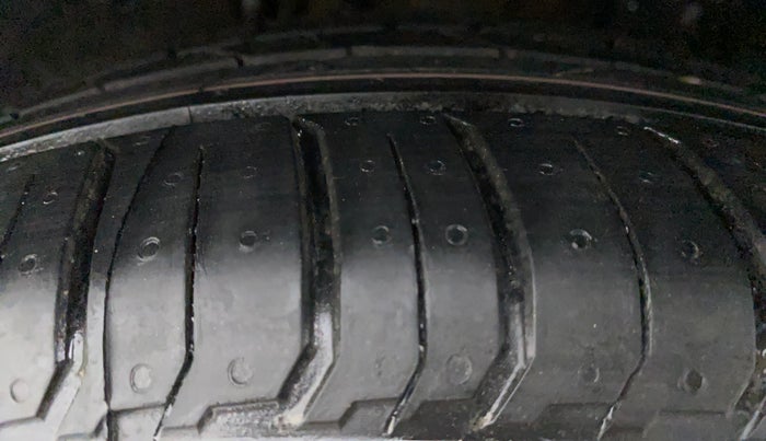 2021 Tata ALTROZ XT PETROL, Petrol, Manual, 48,043 km, Left Front Tyre Tread