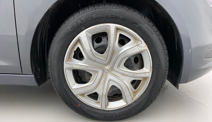 2021 Tata ALTROZ XT PETROL, Petrol, Manual, 48,043 km, Right Front Wheel