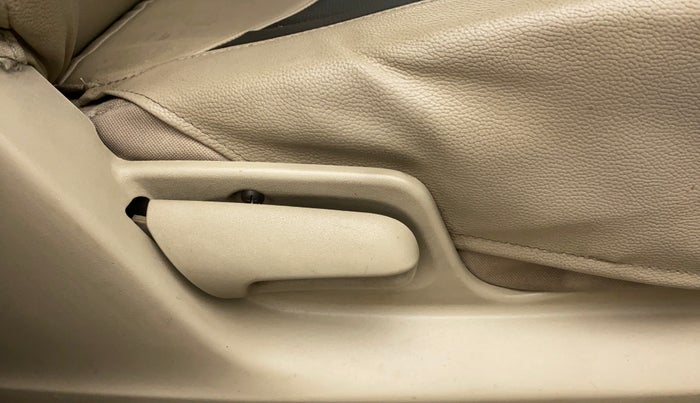 2014 Maruti Swift Dzire VXI, Petrol, Manual, 83,733 km, Driver Side Adjustment Panel