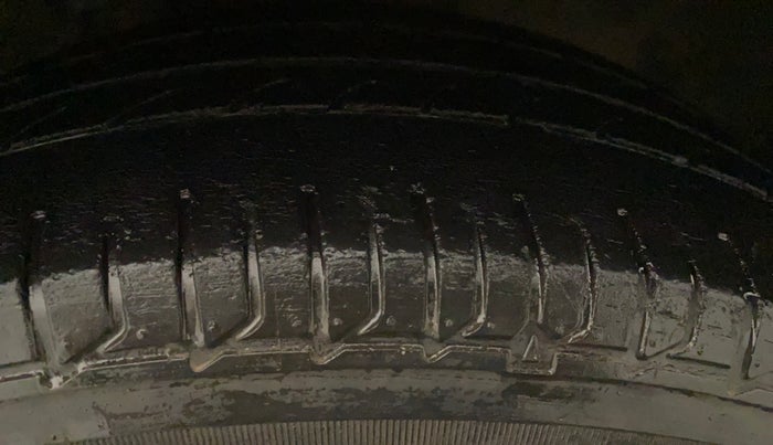 2019 Hyundai Elite i20 SPORTZ PLUS 1.2, CNG, Manual, 47,553 km, Left Rear Tyre Tread